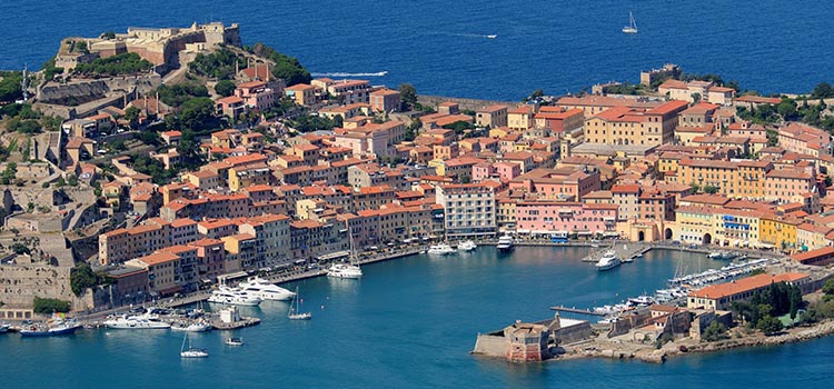 Isola d'Elba Barca a Vela